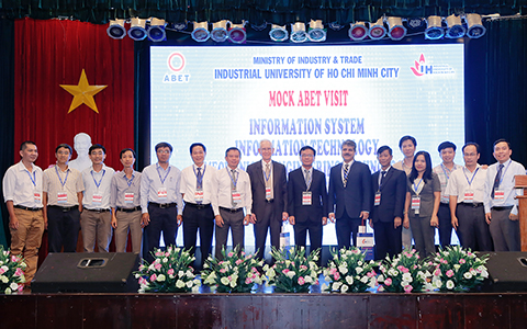 Internal Review for 4 study programs to complying with ABET criteria at IUH