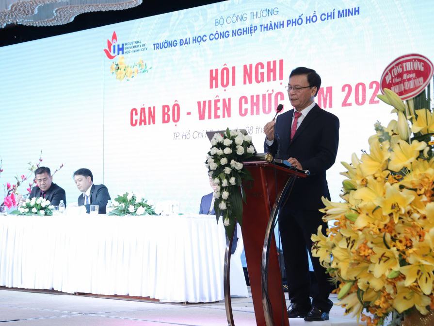 Hội nghị cán bộ - viên chức IUH năm 2020