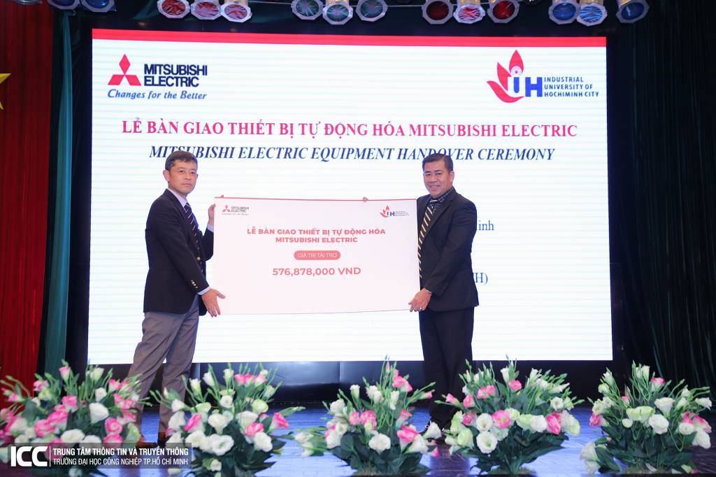 Mitsubishi Electric handed over automation equipment to the Industrial University of Ho Chi Minh City