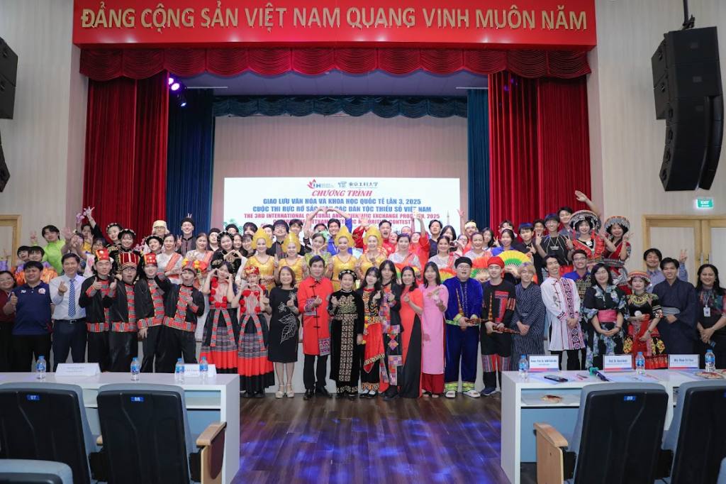 Sôi nổi loạt hoạt động Tuần lễ giao lưu văn hóa, khoa học sinh viên quốc tế lần 3, năm 2025