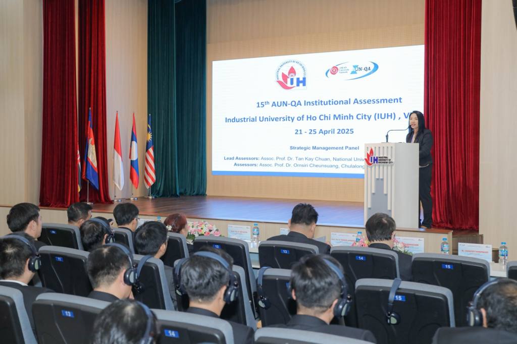 IUH bế mạc thành công đợt đánh giá chất lượng cấp trường theo tiêu chuẩn AUN-QA lần thứ 15