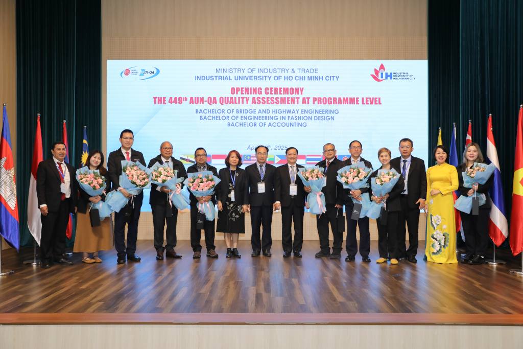 Khai mạc đánh giá chất lượng 03 chương trình đào tạo trình độ đại học theo tiêu chuẩn AUN-QA của IUH