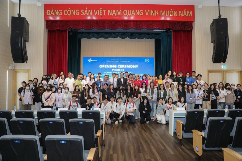 Chào đón mùa 2 Dự án “Kết nối Tri thức ” của Quỹ Eurasia tại IUH