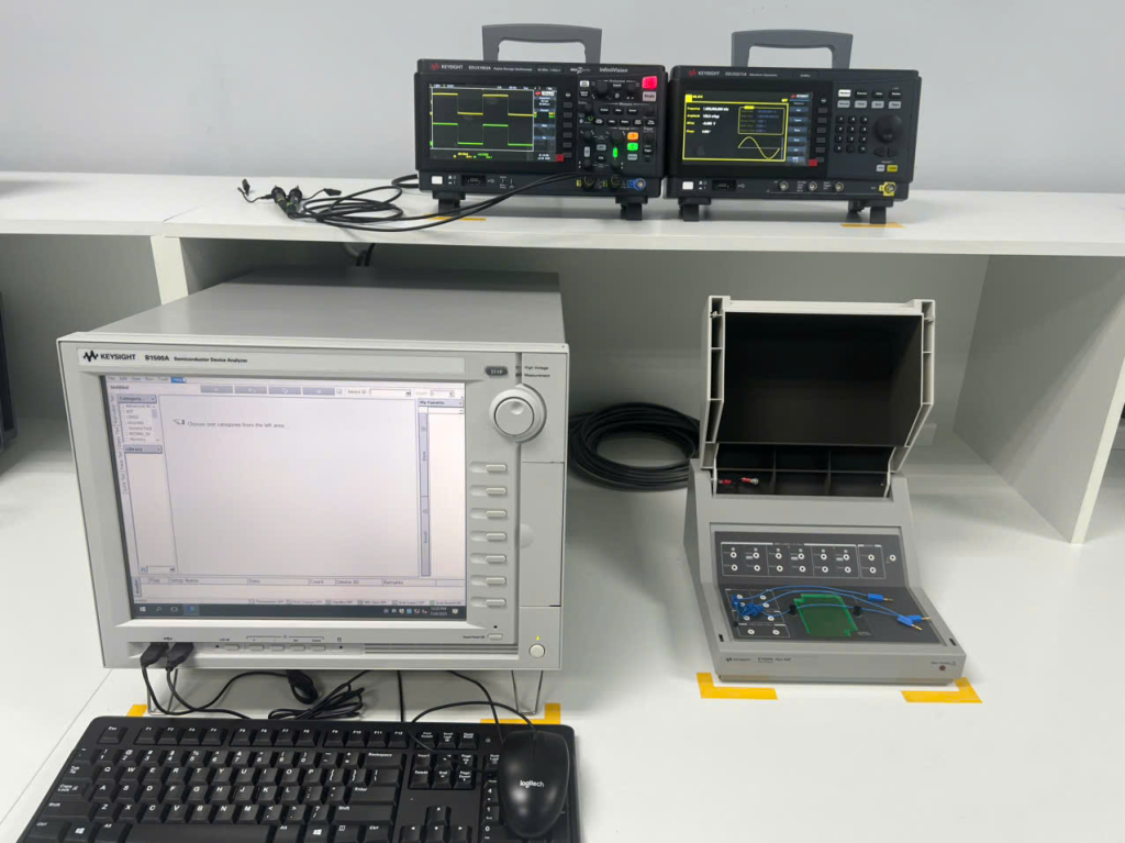 IUH đưa vào sử dụng phòng thí nghiệm hiện đại về Thiết kế vi mạch và Đo kiểm