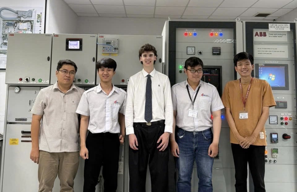 Từ Google đến Việt Nam: Sinh viên Pháp chọn IUH cho kỳ thực tập quốc tế