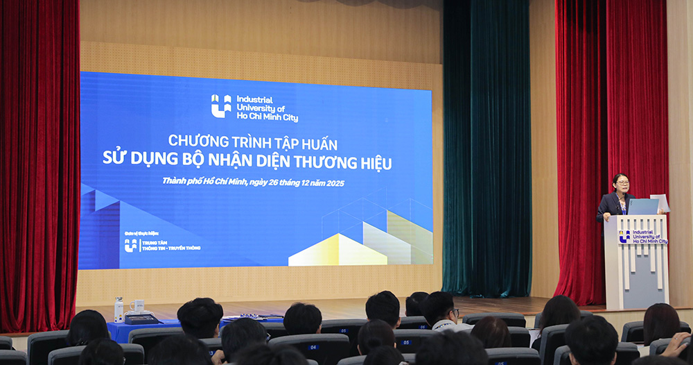 Tập huấn Bộ nhận diện thương hiệu IUH: Đồng bộ h&igrave;nh ảnh - Lan tỏa gi&aacute; trị