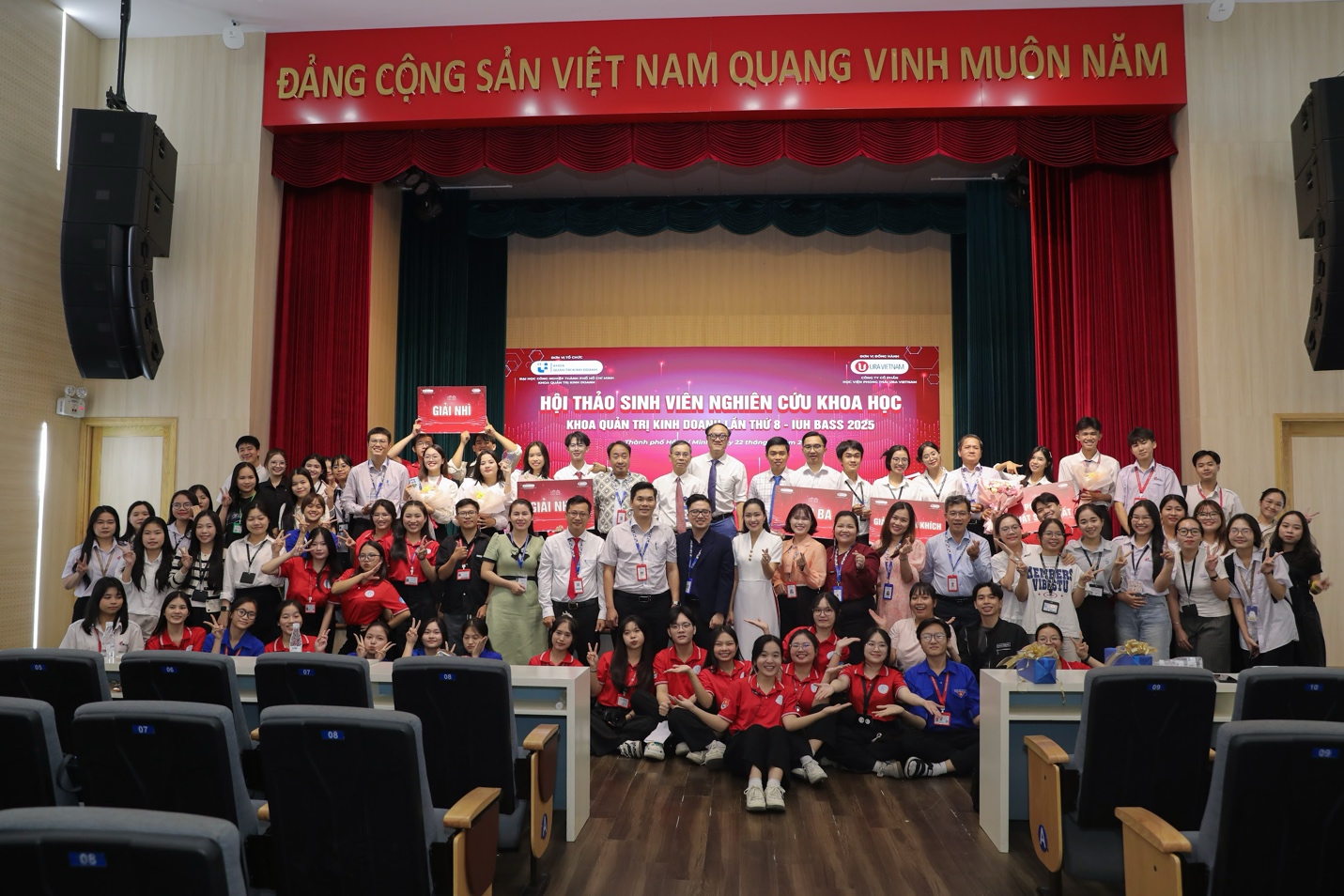 IUH BASS 2025: Nhiều nghiên cứu sinh viên phản ánh vấn đề thời sự trong quản trị kinh doanh