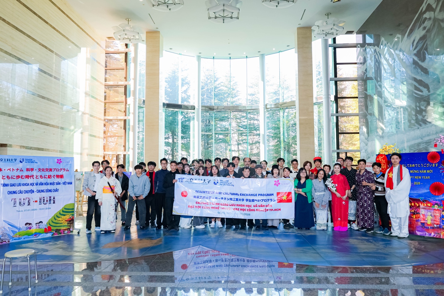 Tuần lễ giao lưu khoa học - văn hóa Việt - Nhật giữa IUH và TUT tại Nhật Bản khép lại thành công