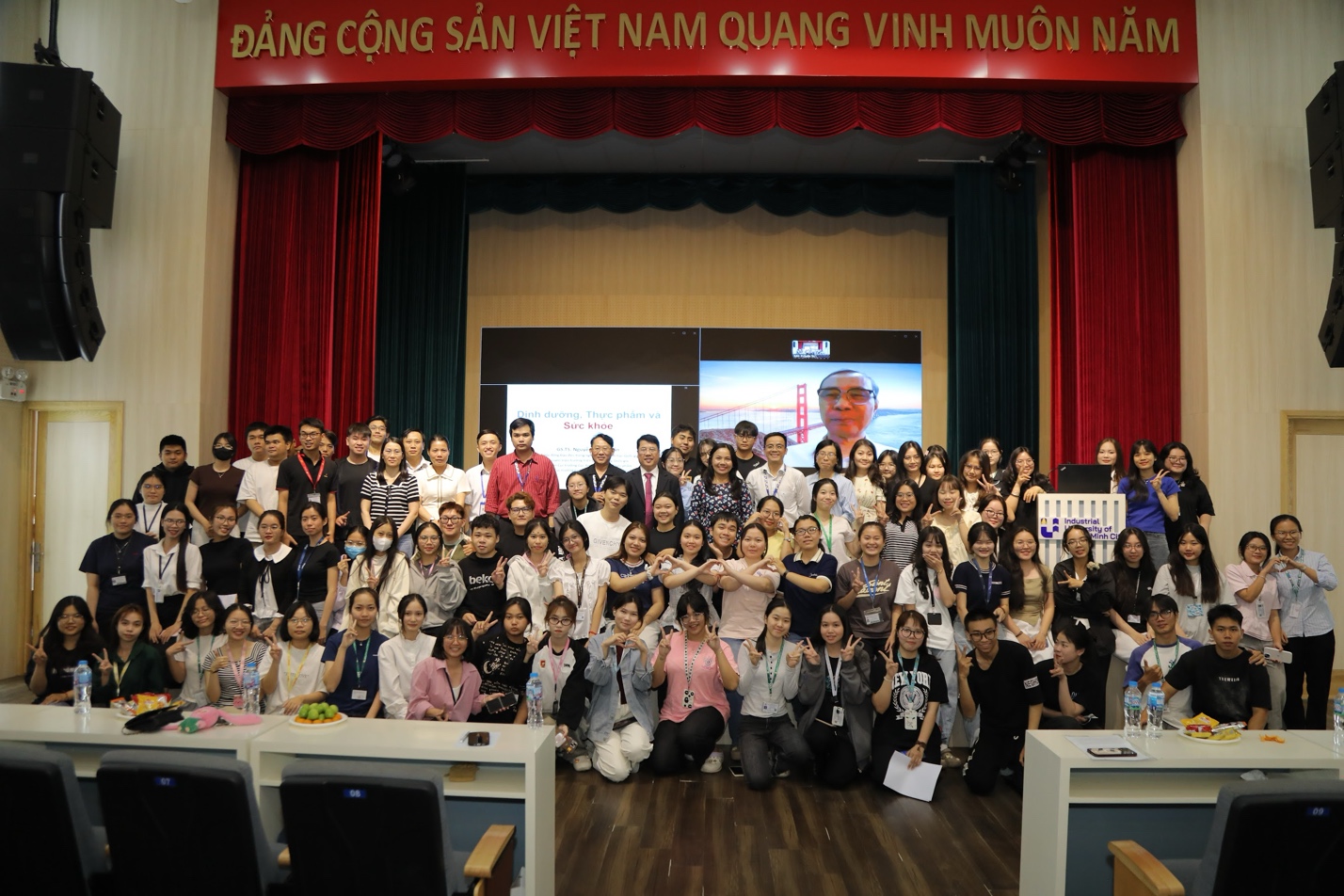 IUH kết nối chuyên gia: Xu hướng dinh dưỡng vì sức khỏe cộng đồng