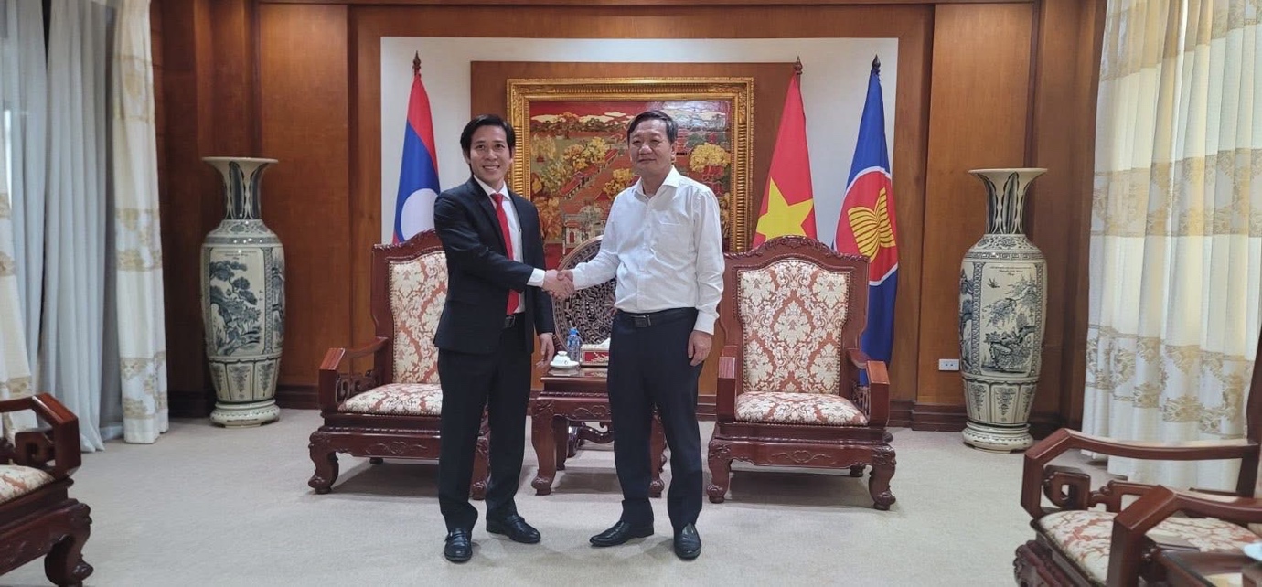 Trao học bổng cho lưu học sinh Lào, IUH thúc đẩy nguồn nhân lực chất lượng cao