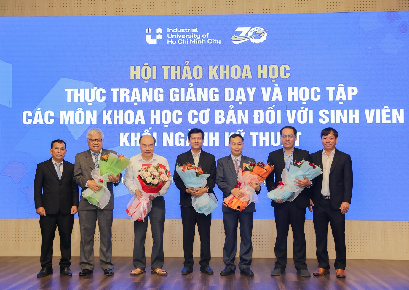 IUH nâng cao vai trò Toán học - Vật lý trong đào tạo sinh viên kỹ thuật