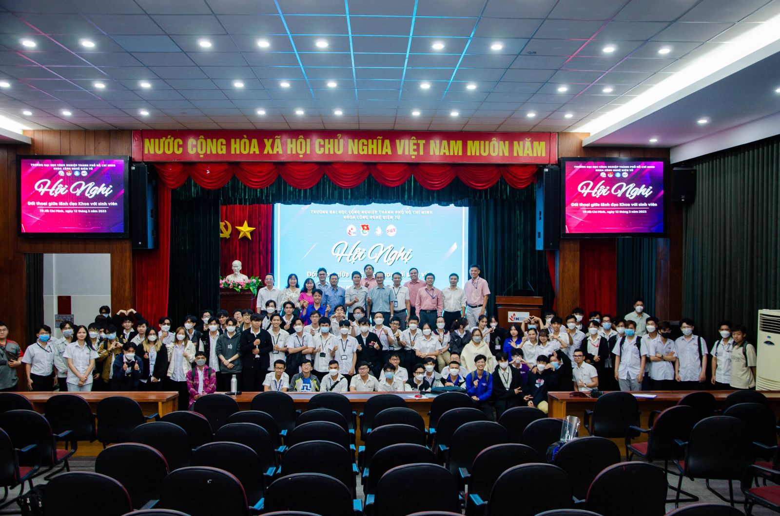 Khoa Công nghệ Điện tử